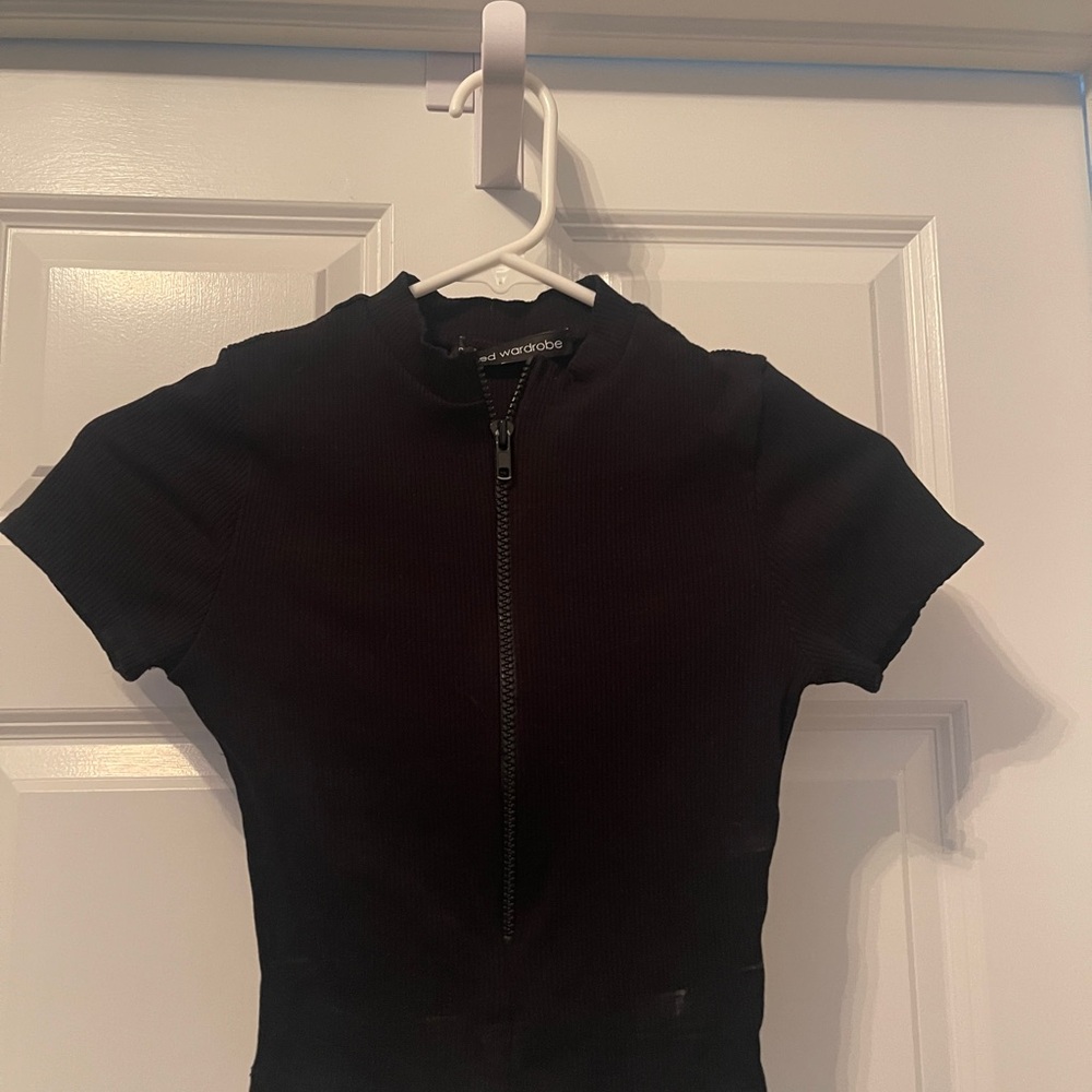 NakedWardrobe Micro-ribbed Zip-Up Crop t-shirt